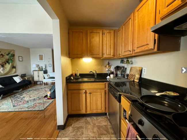 Photo - 369 Dorchester St