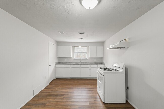 Photo - 414 Grantham Rd