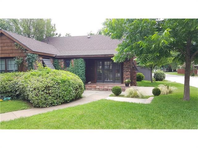 Building Photo - 3939 El Campo Ave