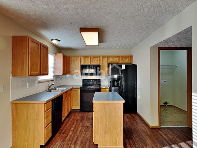 Photo - 378 Wheatfield Dr