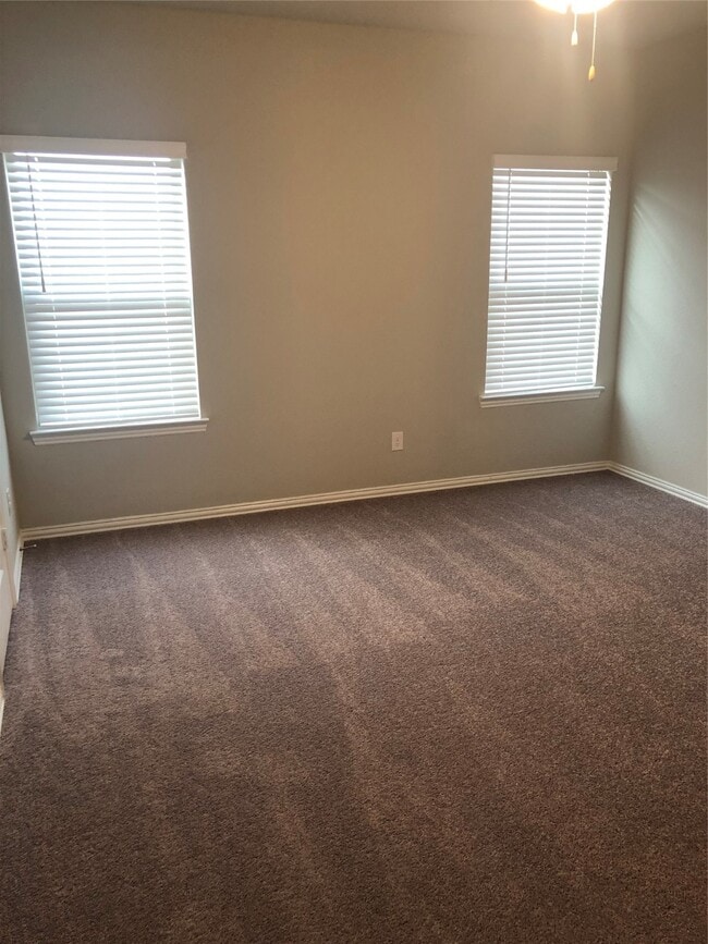 Photo - 31315 Conover Dr