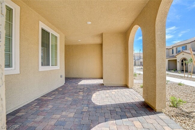 Photo - 2615 Esposende St