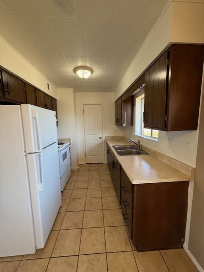418 W Gila St