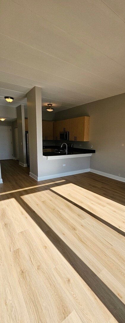 Photo - 1155 W Madison St Unit 406