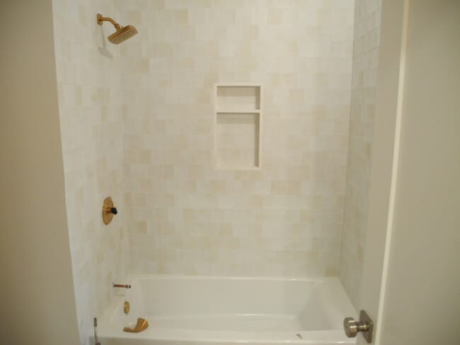 Newly tiled bathub/shower - 1934 Henderson Ave Unit 1932 Henderson Ave