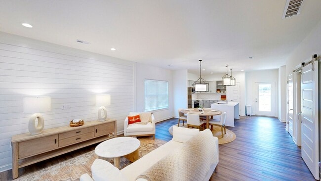 Photo - 19649 W 200th St