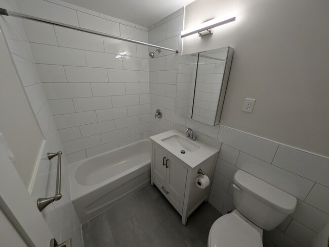 Photo - 90-90 Temperance St Unit 11