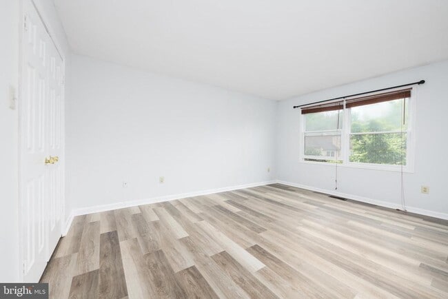 Photo - 77 Bunker Hill Ct