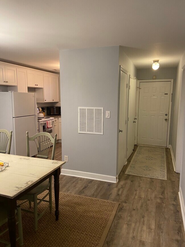 Photo - 300 E Park Ave Unidad 25