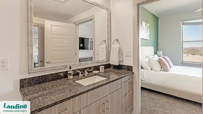 Photo - 7201 Henneman Way Unidad 310