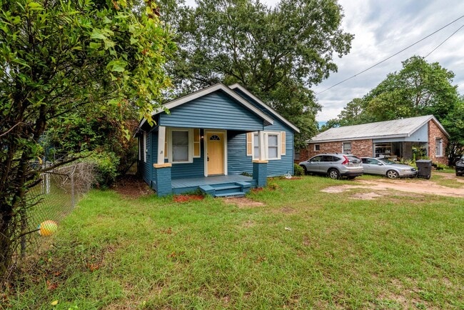 Photo - Updated 1 Bed/1 Bath Cottage in Harrisburg...