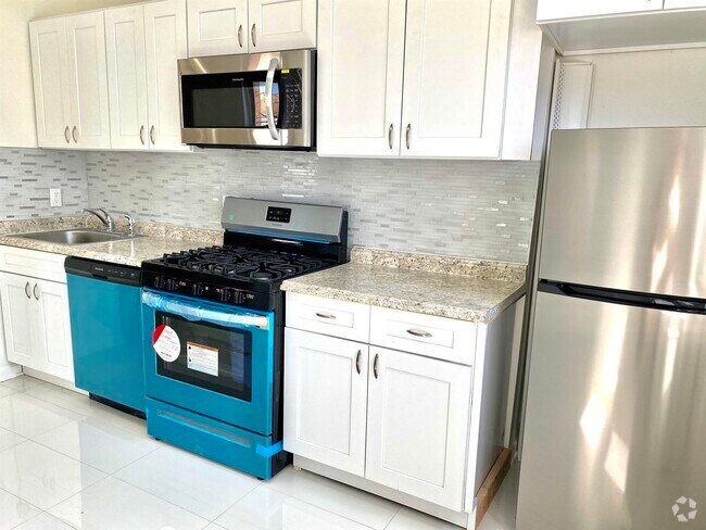 Building Photo - 247 Clendenny Ave Unit 2 Rental