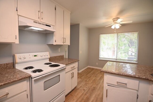 Photo - 2583 Gimelli Way Unit 74