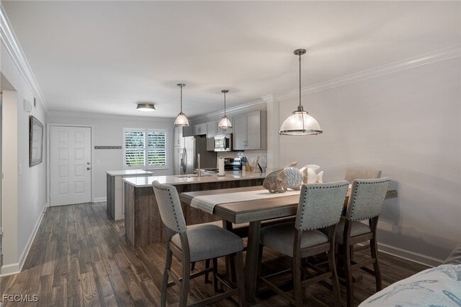 Photo - 3021 Sandpiper Bay Cir Unit E106