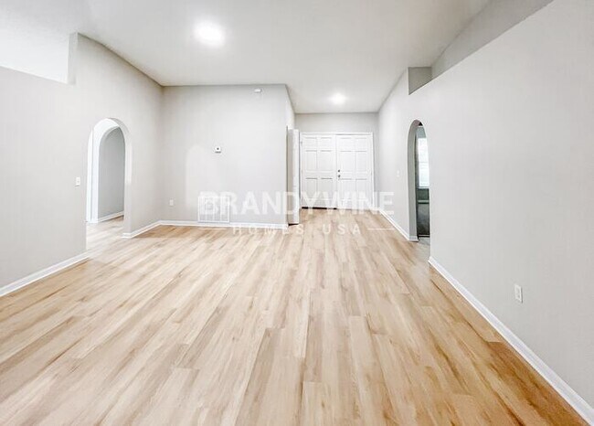 Photo - 4396 Marsh Hawk Dr S