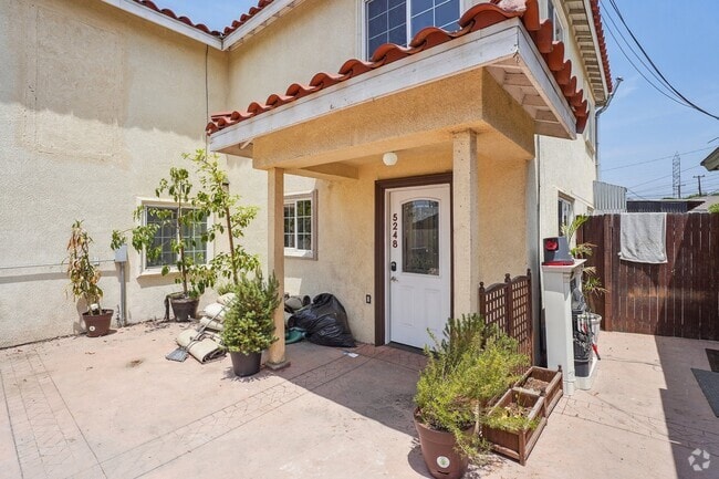 Building Photo - 5248 N Gareloch Ave Rental