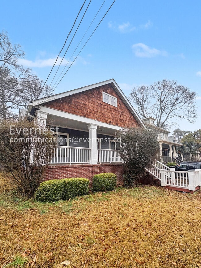 Photo - 915 Paoli Ave SE