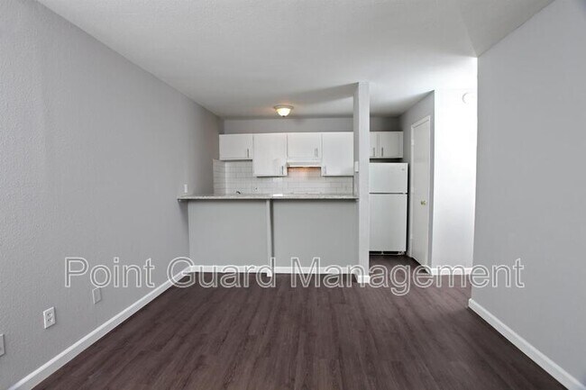 Photo - 1212 S Longfellow St Unidad 204