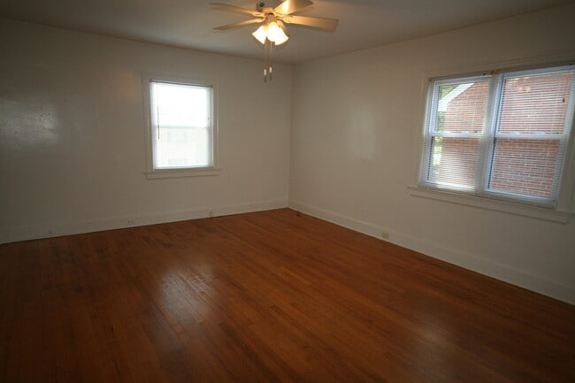 Photo - Spacious Second Floor Apartment / Huge Kitchen / Near Duke West and Downtown Unit C