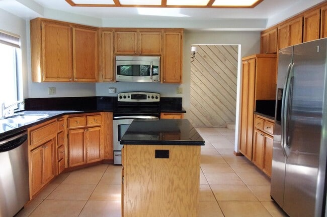 Photo - 3185 W Spruce Ave