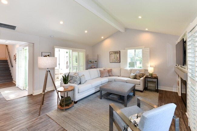 Photo - 2364 Clay St Townhome