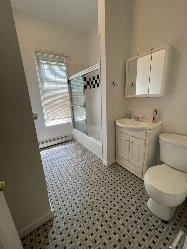 339-343 Thayer St