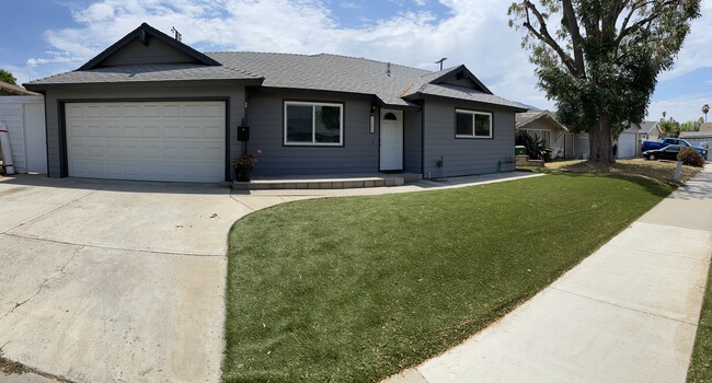Building Photo - 1686 Brentwood Dr Rental