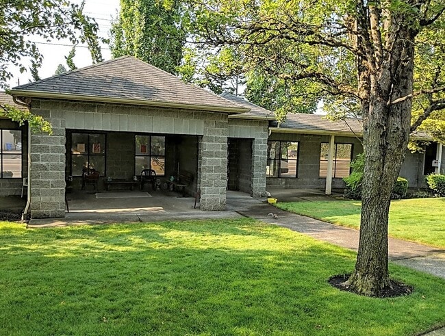 Lents Village