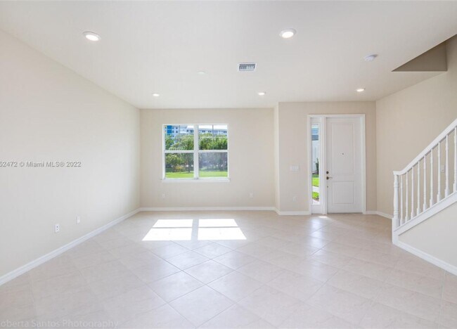 Photo - 3932 Long Leaf Ln