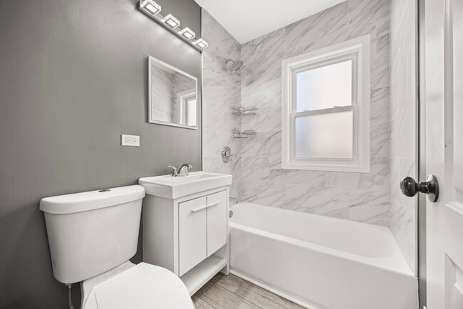 Photo - 9740 S Prairie Ave