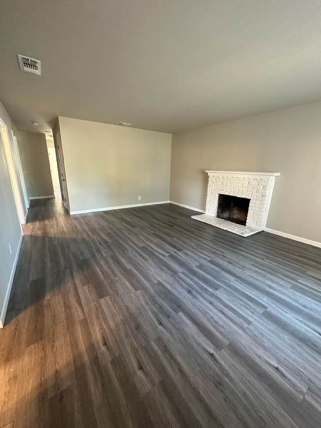 Photo - Desirable 3 bedroom 2 bath home