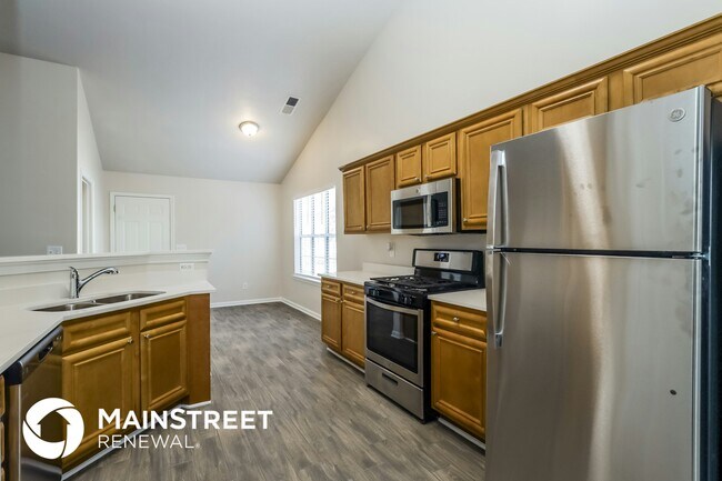 Photo - 6190 Winston Trce