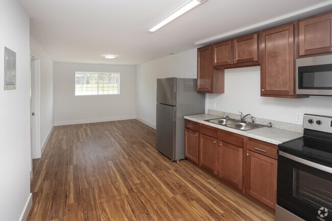 1BR, 1BA - 500 SF