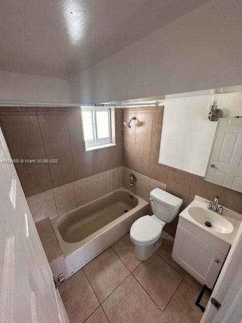 Photo - 585 NW 182nd Terrace