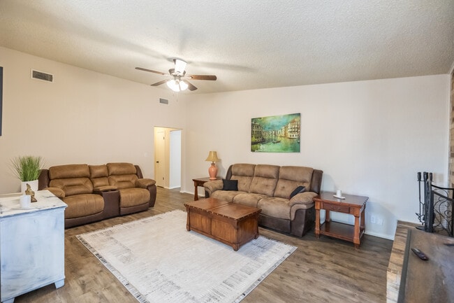 Photo - 5457 Blue Quail Dr