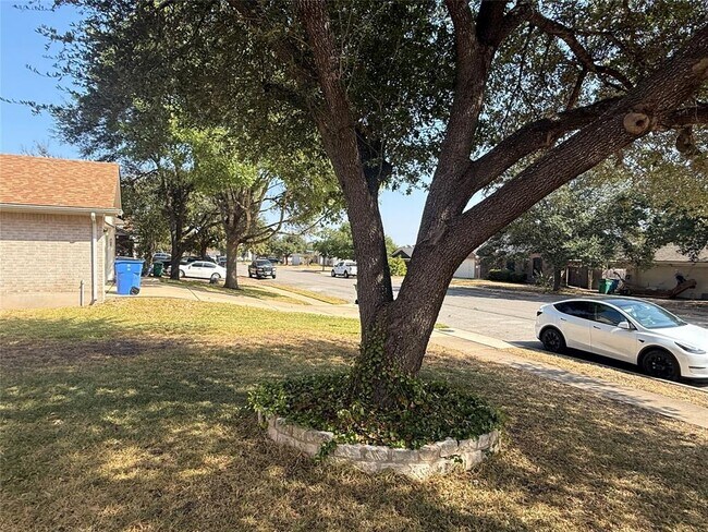Photo - 808 Sunflower Dr
