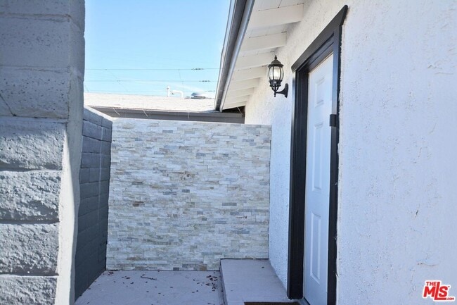 Photo - 9616 Gerald Ave