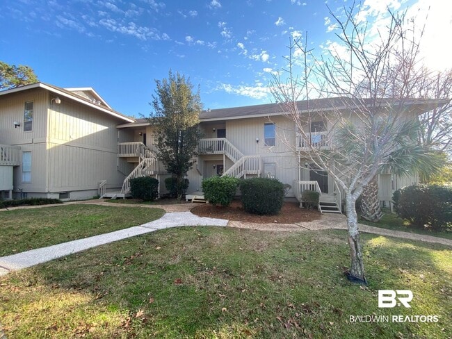 Photo - 2055 Sea Cliff Dr N
