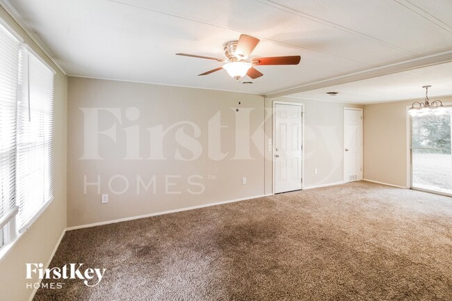 Photo - 1052 Adrian Cir SW