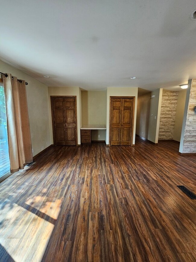Photo - 514 Belmont Dr