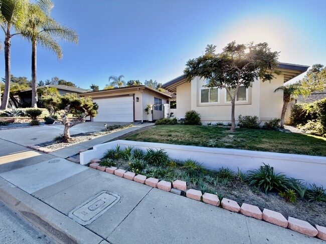 Building Photo - 4635 Cobb Dr