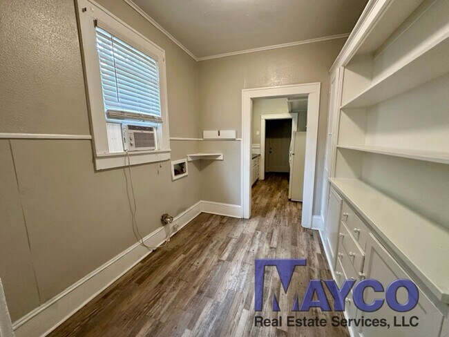 1054 Wilkinson St Unit 1054 Wilkinson
