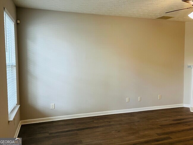 Photo - 4014 Carisbrook Dr