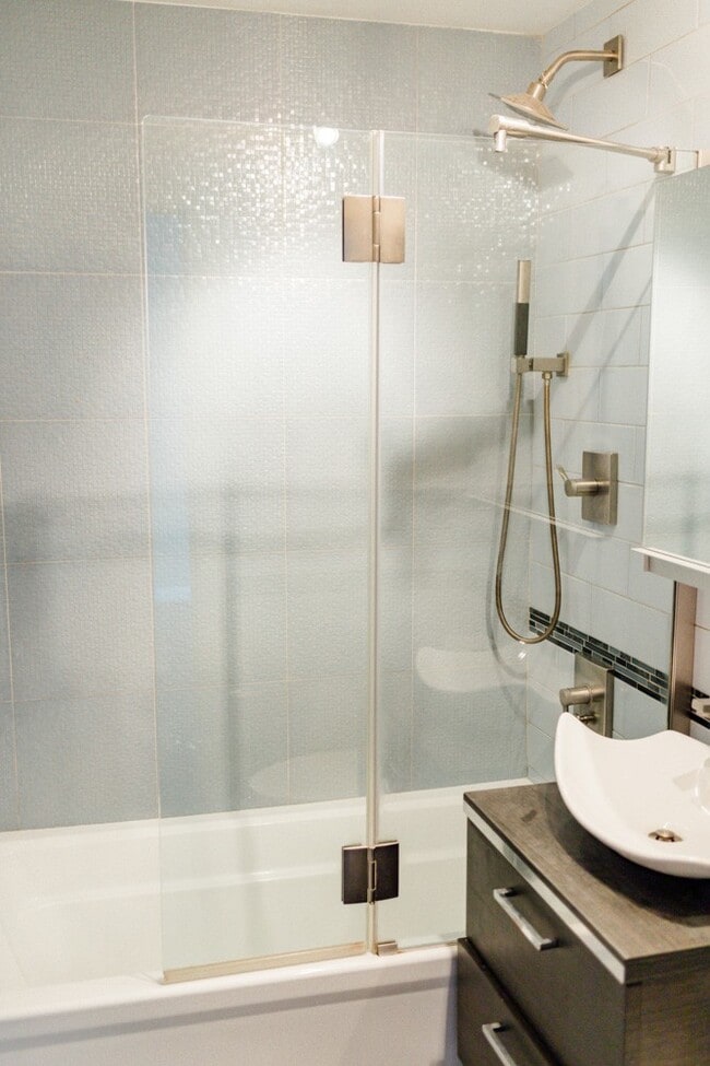 Photo - Spectacular Studio Located Where Brooklyn ...
