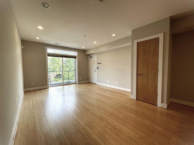 Photo - 3404 13th St NW