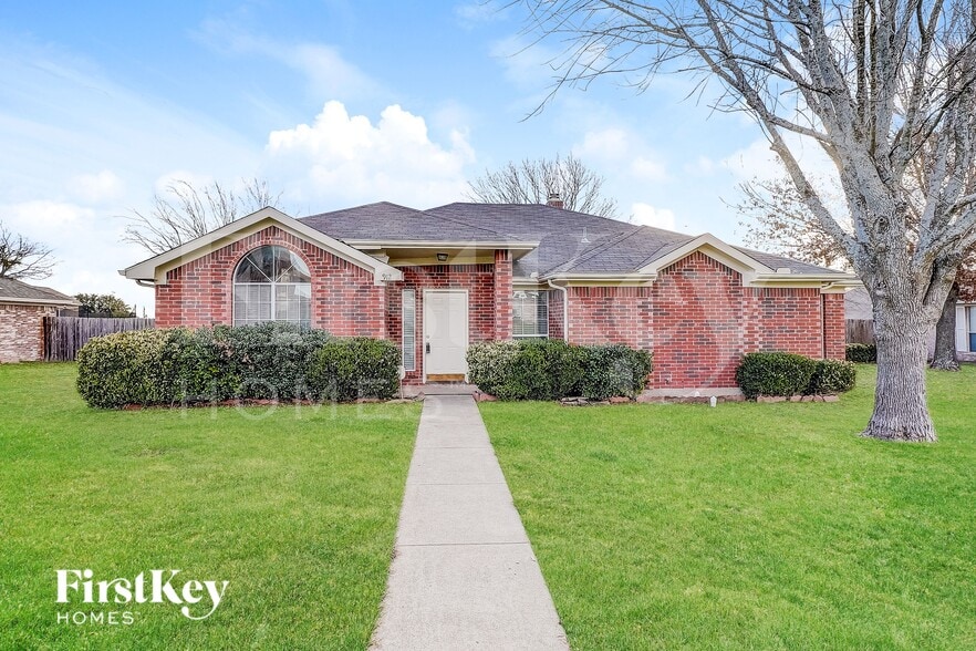 912 Winterbury Ct