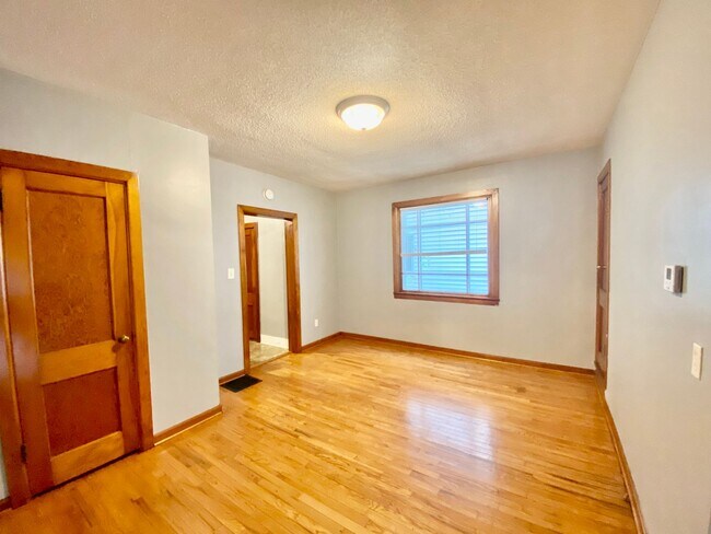 Photo - 719 5th St NW Unit 717