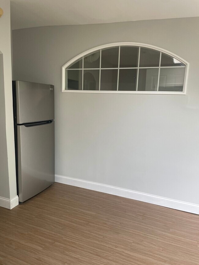 Photo - 31 New Hanover Ave Unit 1st Floor