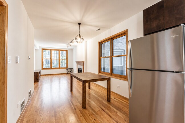 Photo - 1343 N Leavitt St