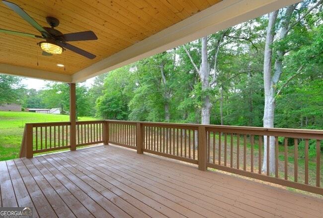 375 Foster Dr